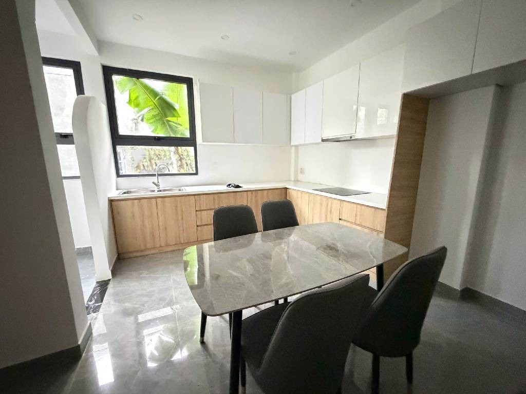 HẺM XE HƠI NGUYỄN VĂN QUỲ QUẬN 7, HÀNG XÓM TRÍ THỨC, 4.08X12.9M, 3 TẦNG, 5 TỶ 6